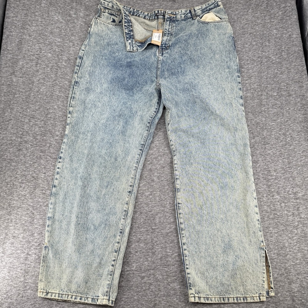 Nasty Gal NEW Sz 18 Plus Distressed Split Hem  High Waisted Jeans Vintage Wash